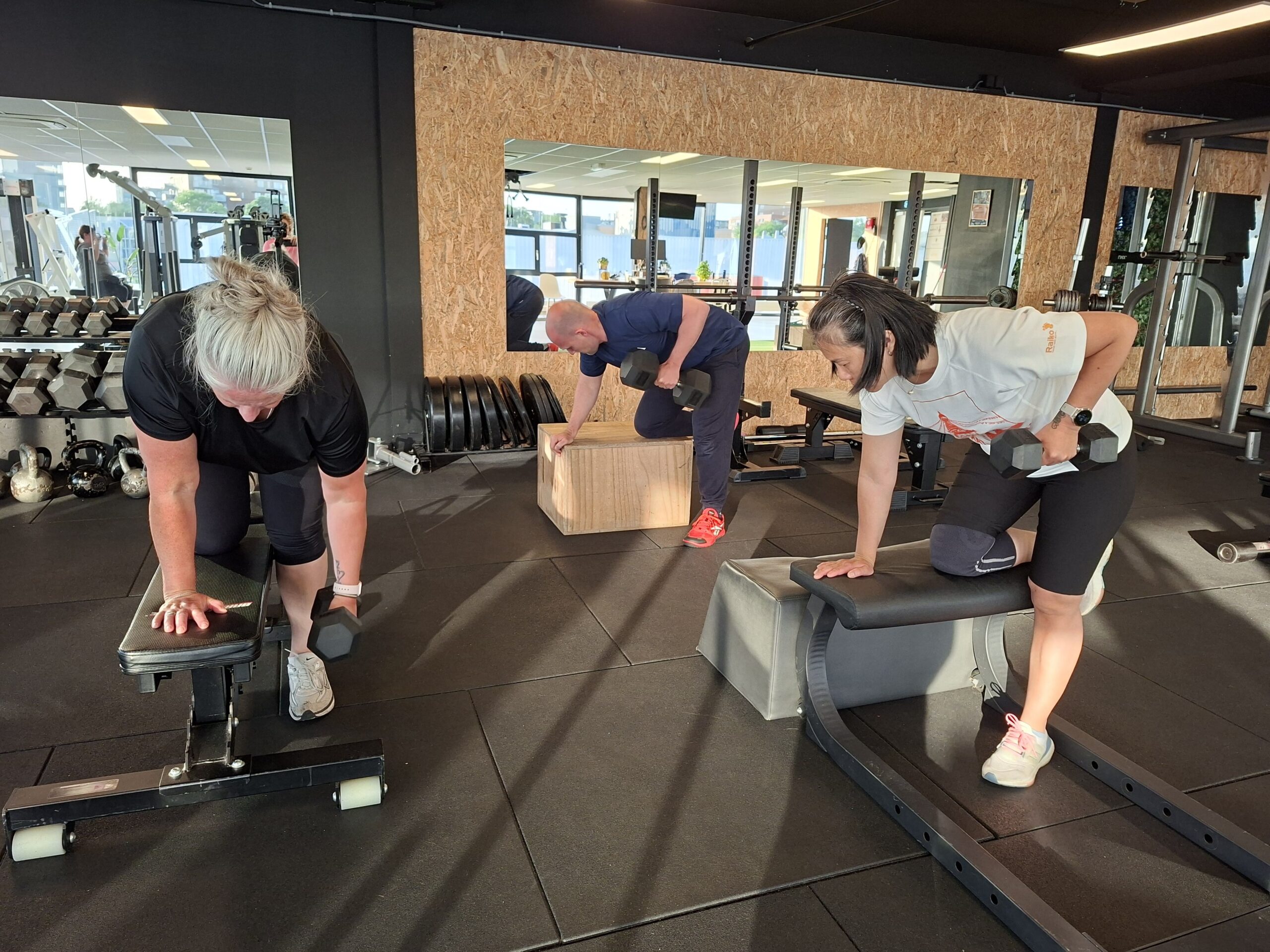 Kleine personaliseerd groepslessen Leiderdorp, krachttraining